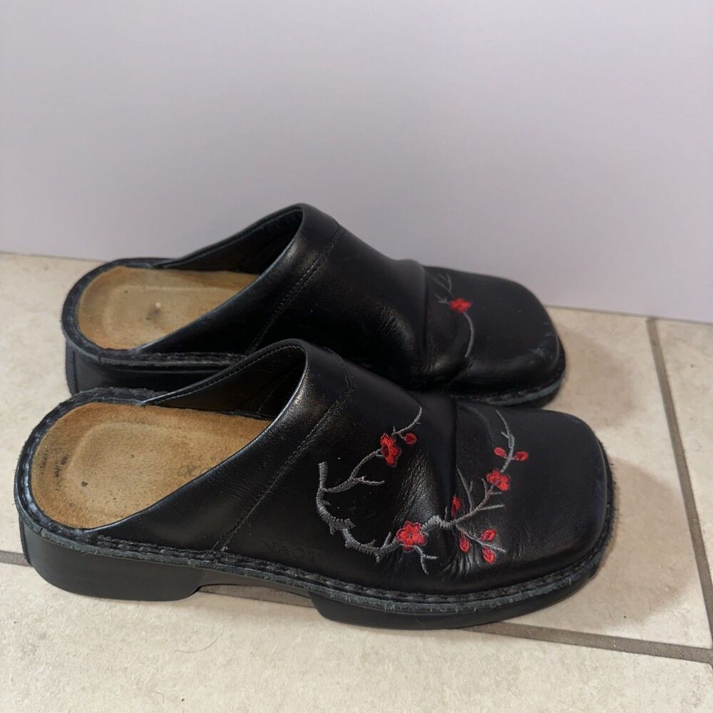 NAOT Womens 38 US 7 Black Leather Mules Clogs Slip-On Shoes Wimisgoth Grunge